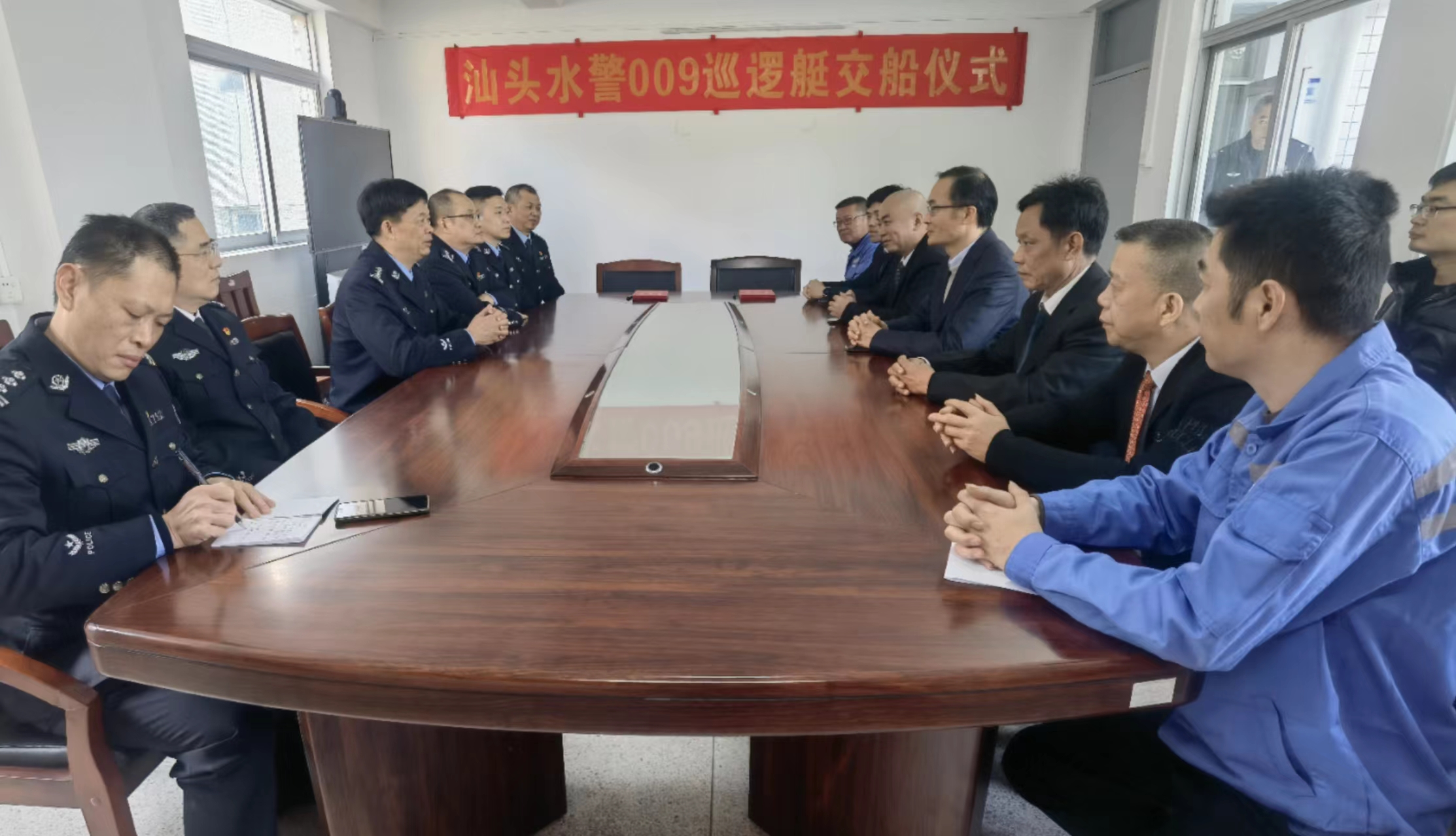 c36f131011f5162fdab238ee2927611.jpg c36f131011f5162fdab238ee2927611.jpg